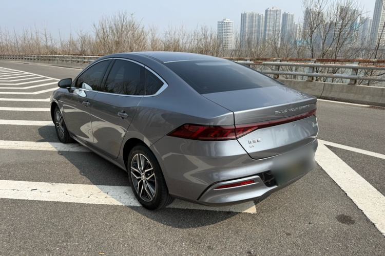 Used BYD Qin PLUS 2021 EV 400KM Luxury Model
