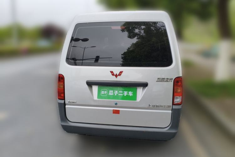 Used Wuling Zhiguang 2023 1.5L Practical Version 5/7 Seats Rear