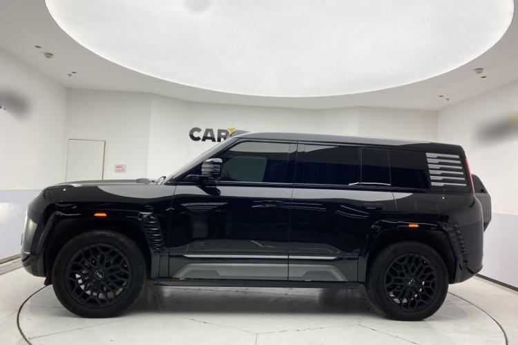 Used Yangwang U8 2023 Luxury Edition
