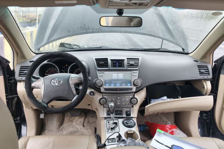 Used Toyota Highlander 2009 3.5L 4x4 7-Seater Luxury Edition Center Console