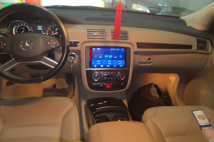 Used Mercedes-Benz R-Class 2010 R 300 L Business Model