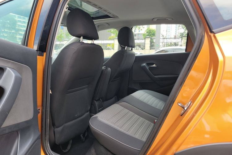 Used Volkswagen Polo 2014 1.6L Cross Polo Automatic