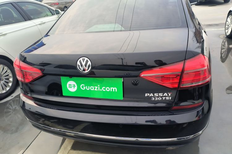 Used Volkswagen Passat 2017 330TSI DSG Luxury Edition