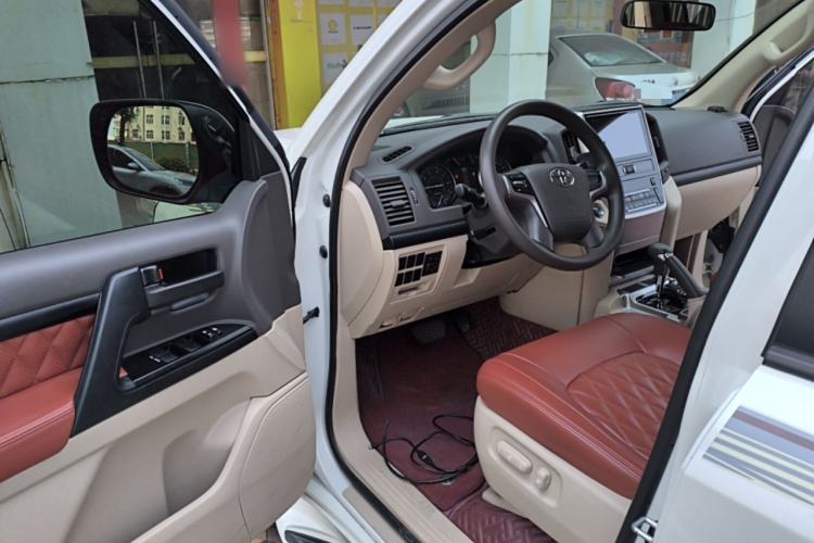 Used Toyota Land Cruiser  Driver Seat