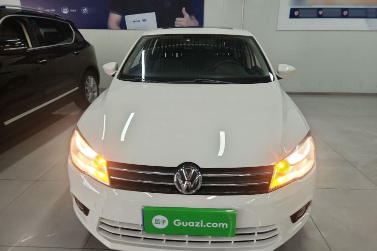 Used Volkswagen Jetta 2015 1.6L Manual Comfort Model Front