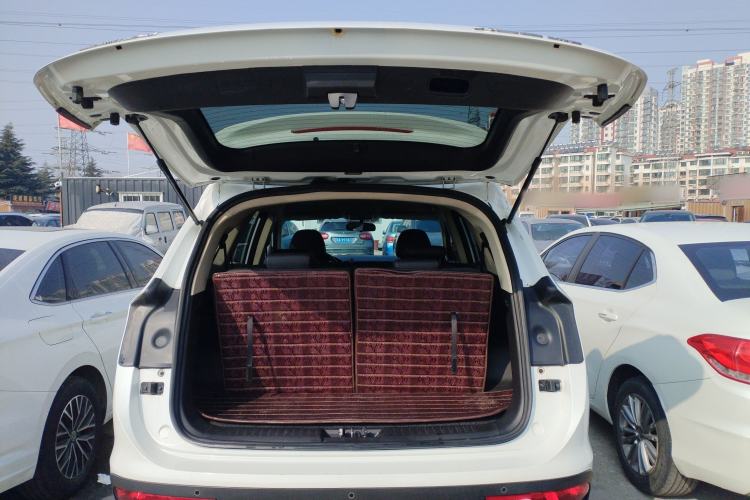 Used JETOUR X90 2019 1.5T Automatic Enjoyment Model 6 Seats Emission Standard China V Trunk