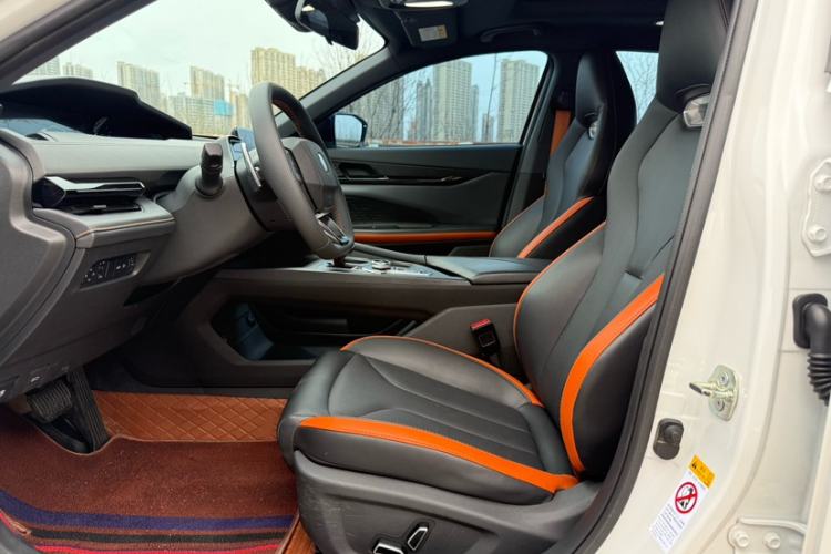 Used CHANGAN UNI-V 2023 1.5T Prestige Model Interior 2