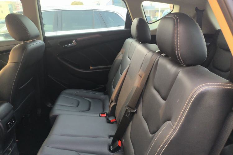 Used Dongfeng Fengon 580 2020 1.8L Manual Comfort Model Left Rear Seat