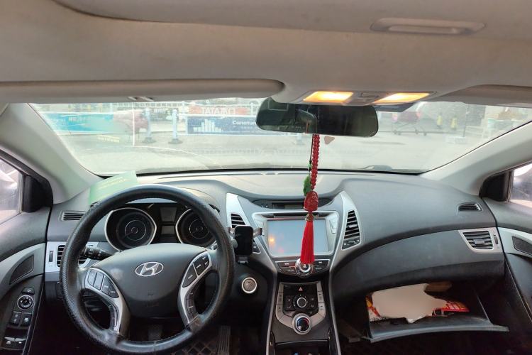 Used Hyundai Elantra (5th Generation / Langdong) 2015 1.6L Manual Leading Model
