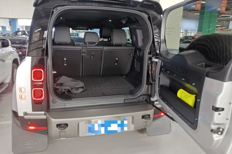 Used Land Rover Defender 2024 110 3.0T P400 X-DYNAMIC HSE