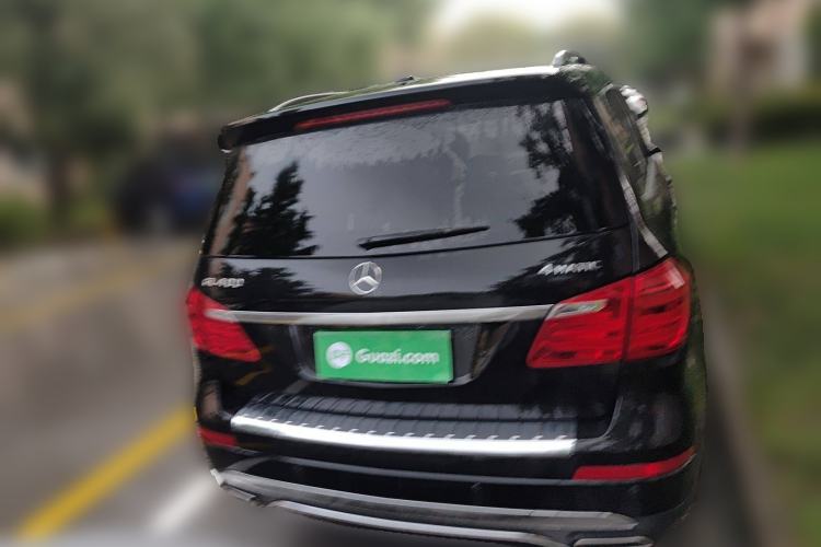 Used Mercedes-Benz GL-Class 2014 GL 400 4MATIC Luxury Model Rear