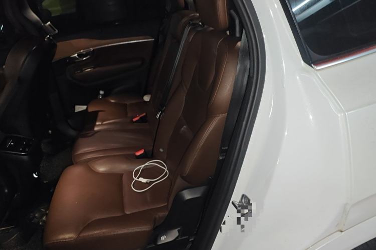 Used Volvo XC90 2019 T6 Zhiyi Edition 7-Seater China V Emission Standard
