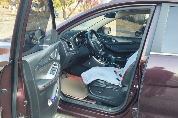 Used Baojun 560 2016 1.8L iAMT Luxury Model