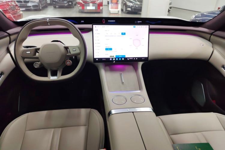 Used Xiaomi Auto YU7 2025 Ultra-Long Range All-Wheel Drive Pro Version Center Console