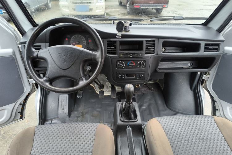 Used Wuling Zhiguang 2020 1.2L Practical Model China VI LSI