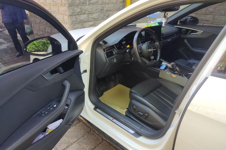 Used Audi A4L 2023 40 TFSI Luxury Dynamic Model Driver Seat