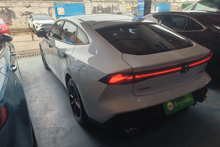 Used CHANGAN UNI-V 2023 1.5T Prestige Model