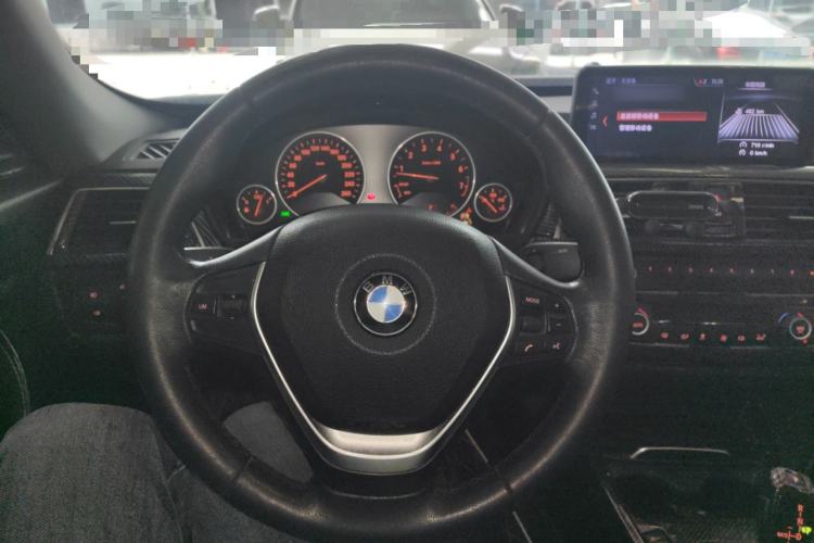 Used BMW 3 Series GT 2018 320i Sport Edition Steering Wheel