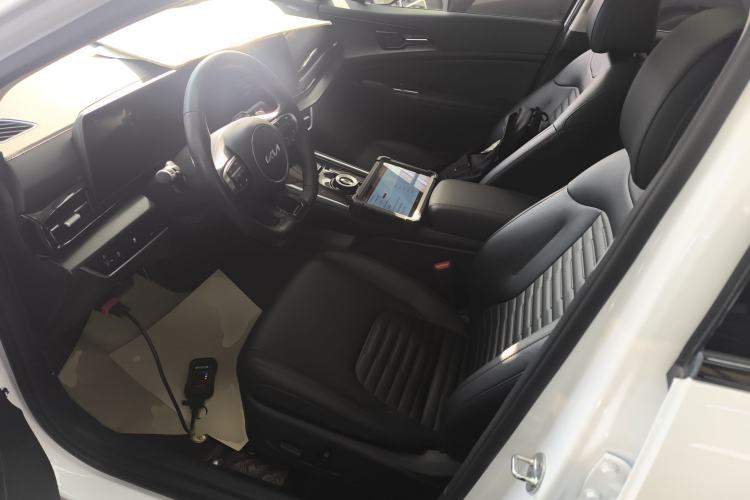 Used Kia Sportage (Chinese Domestic Model) 2023 2.0T Two-Wheel-Drive Prestige Edition
