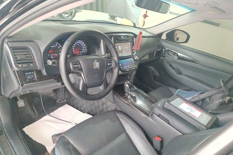 Used Toyota Crown 2015 2.5L Smart Edition
