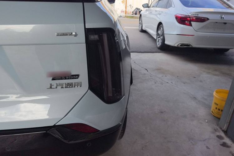 Used Cadillac OPTIQ 2024 Four-Wheel Drive Long-Range Version
