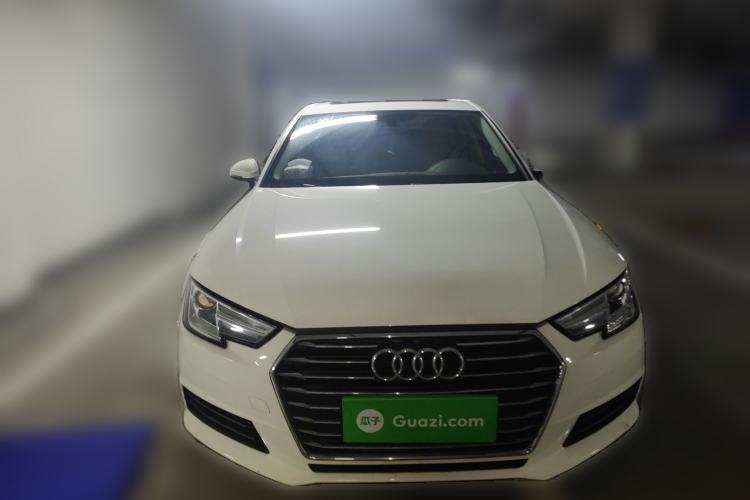 Used Audi A4L 2017 Plus 40 TFSI Ambition Model
