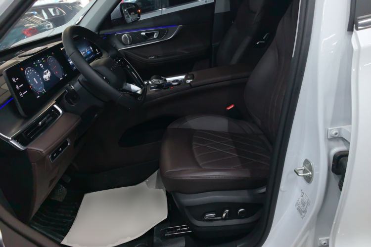 Used Chery Tiggo 8 PRO 2025 390T Two-Wheel Drive Prestige Version I
