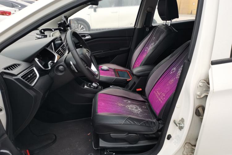 Used Baojun 310 2017 1.5L Automatic Fashion Model