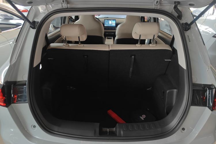 Used Wuling Bingo PLUS 2024 510 km Flagship Edition Four-Seater Version
