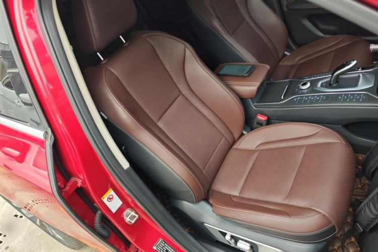 Used Wey VV6 2018 2.0T Four-Wheel Drive Flagship Version China V Standard Right Front Seat