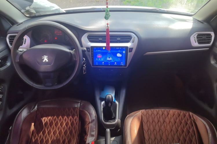 Used Peugeot 301 2014 1.6L Manual Comfort Edition Center Console