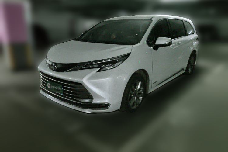 Used Toyota Sienna 2023 2.5L Hybrid Comfort Edition