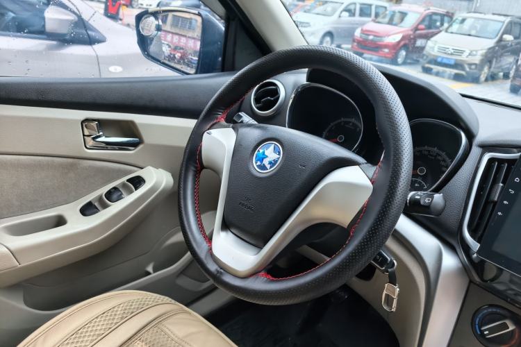 Used Venucia T70 2016 1.6L Manual Ruixing Edition