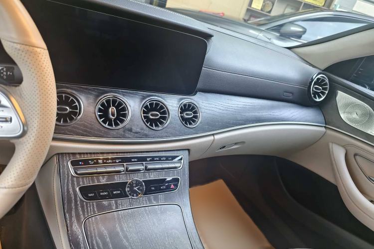 Used Mercedes-Benz CLS 2018 CLS 300 Dynamic Edition
