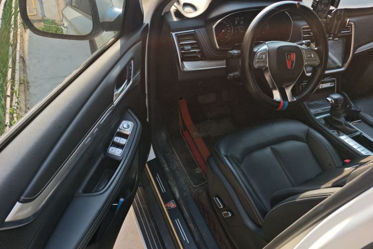 Used Roewe RX8 2019 30T Two-Wheel Drive Supreme Flagship Edition