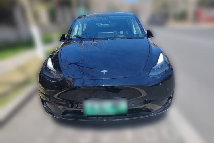 Used Tesla Model Y 2022 Rear-Wheel-Drive Version Front