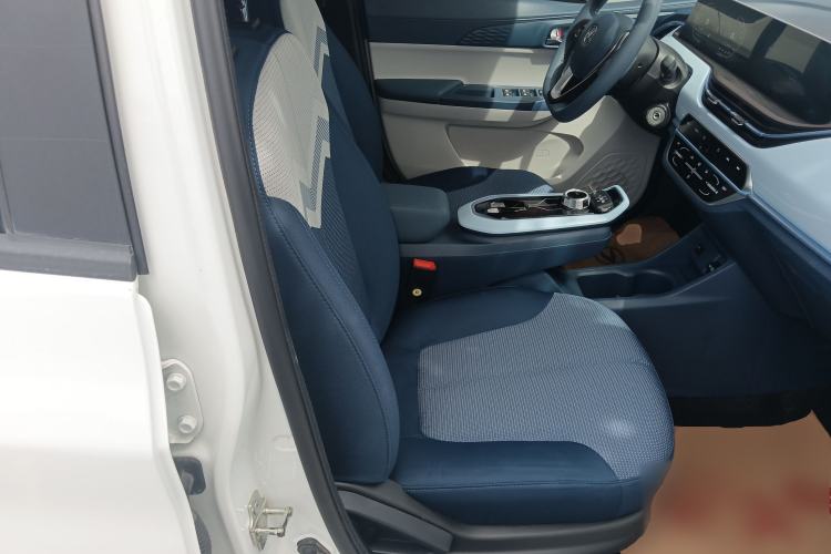 Used CHANGAN Benni E-Star 2023 Qingxin Edition Colorful Model Lithium Iron Phosphate