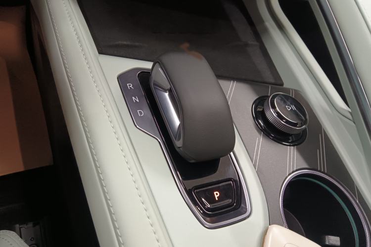 Used Zeekr 001 2025 WE Edition 100 kWh Rear-Wheel Drive
