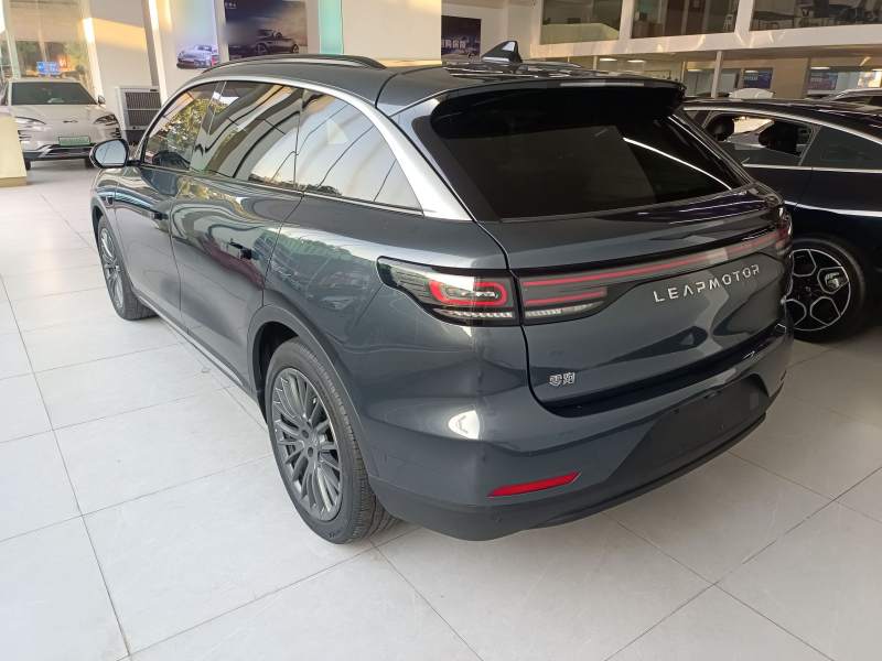 Used Leapmotor C11 2024 All-Electric 580 Luxury Edition — 4
