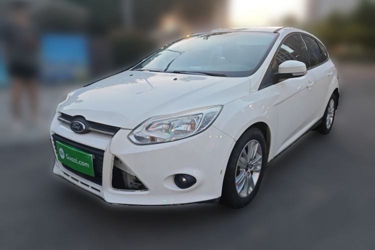 Ojetý Ford Focus 2012 Hatchback 1.6L Automatic Comfort Model