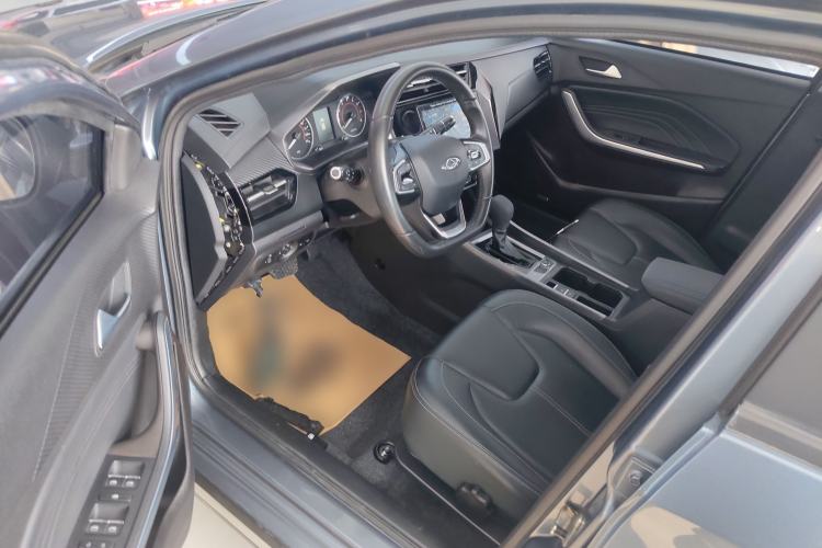 Used Chery Tiggo 3X 2021 PLUS 1.5L CVT Thrilling Red Date Edition