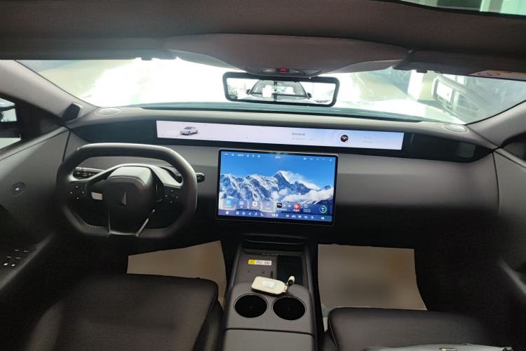 Used Avatr 06 2025 Ultra Pure Electric Edition Center Console