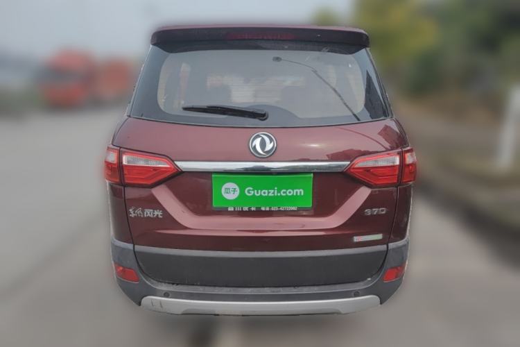 Used Dongfeng Fengon 370 2016 1.5L Manual Luxury 7-Seater Rear
