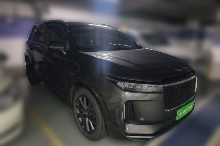 Used Li Auto ONE 2020 Extended-Range 6-Seater Version Front Right 45 Deg