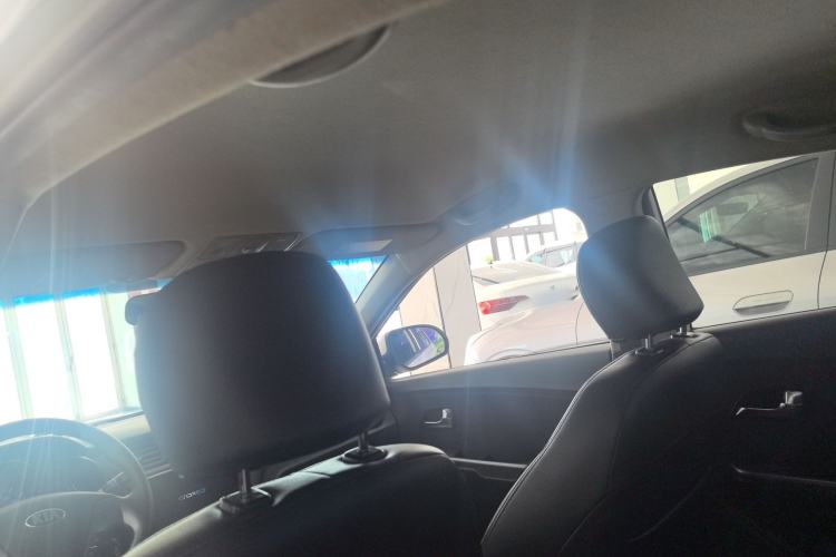 Used Kia K2 2015 Sedan 1.4L Automatic GLS
