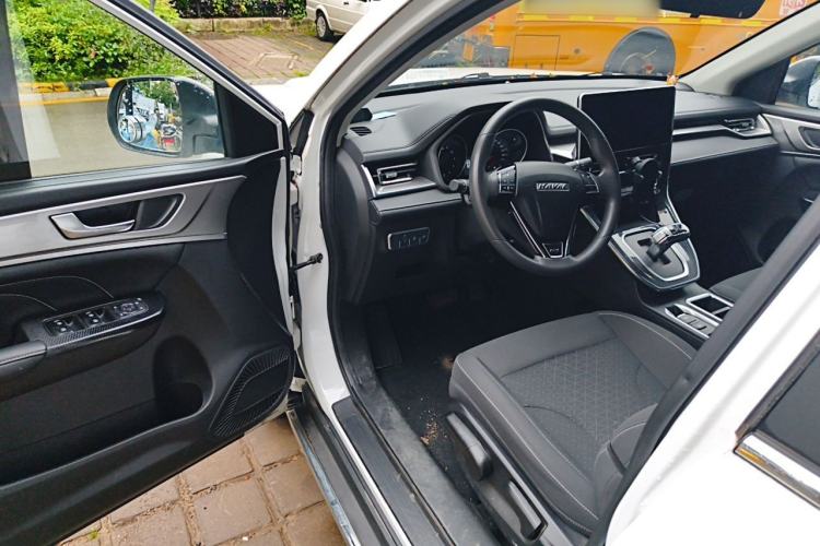Used Haval M6 2021 PLUS 1.5T DCT Elite Smart Connectivity Model