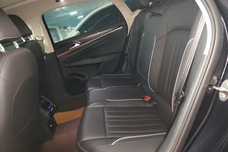 Used Volkswagen Passat 2023 330TSI Starry Elite Edition
