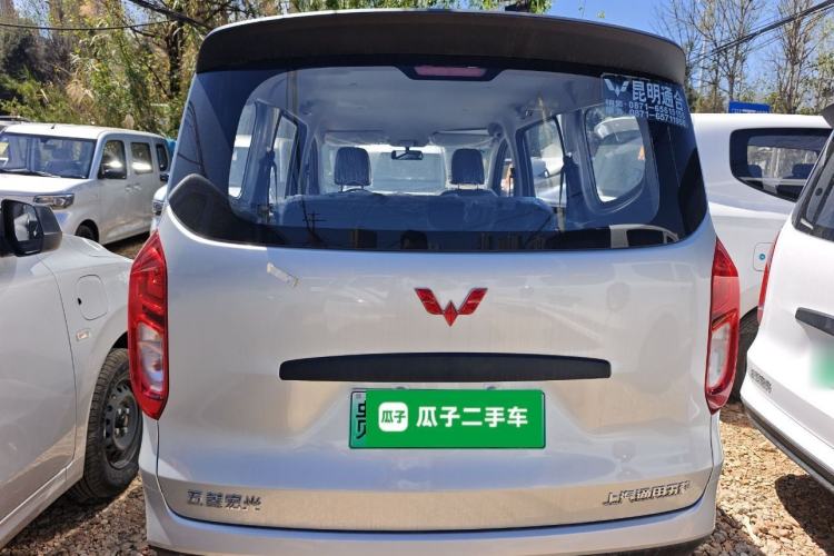 Used Wuling Hongguang New Energy 2025 Extended-Range Hybrid 50 km Utility Version
