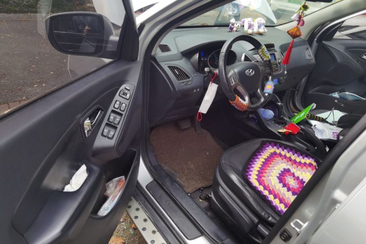 Used Hyundai ix35 2010 2.0L Automatic Two-Wheel Drive Elite Edition GLS
