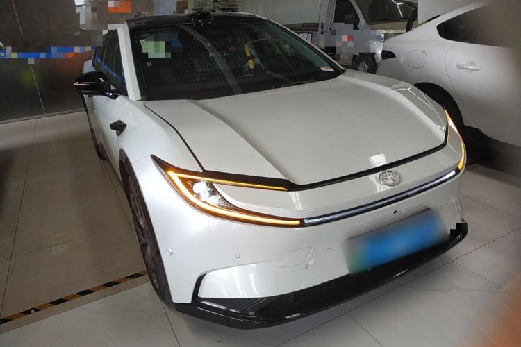 Used Toyota bZ5 2025 Model 550 PRO Smart Driving Edition